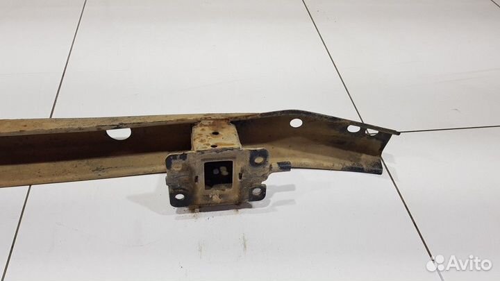 Усилитель заднего бампера