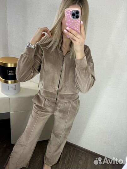 Бархатный костюм И комбинезон новые
