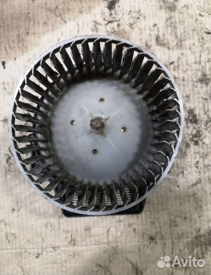 Мотор печки nissan ad van vy11