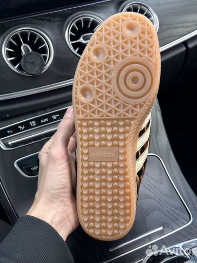 Кроссовки Adidas Smamba Wales Bonner Leopard