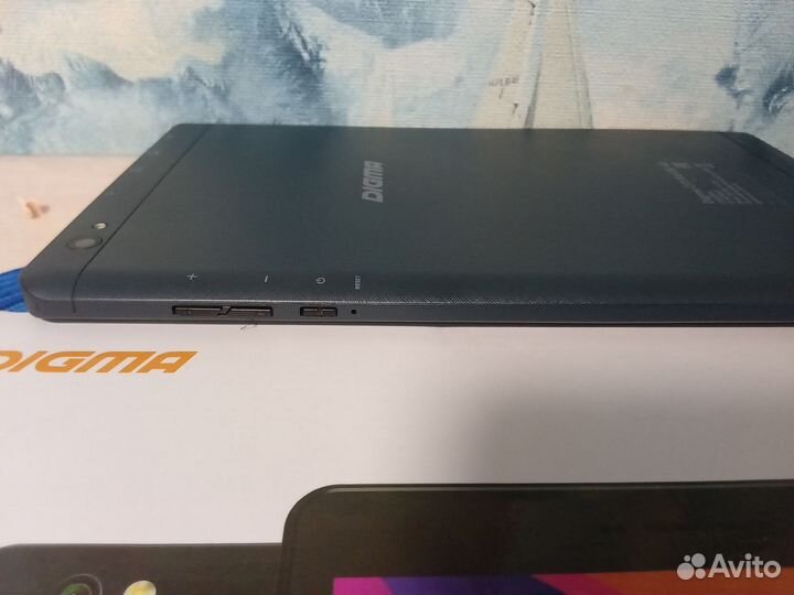 Планшет Digma