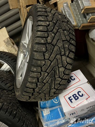 Литые диски для Volvo s90