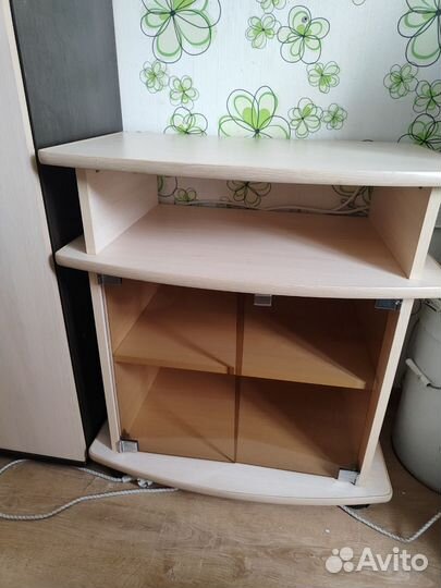 Тумба под телевизор