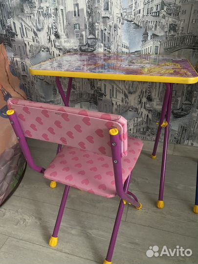 Детский столик и стульчик