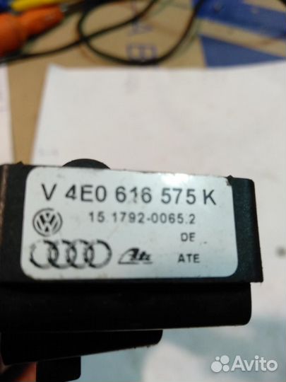 Датчик ускорения 4E0616575K 4.2 Бензин Audi