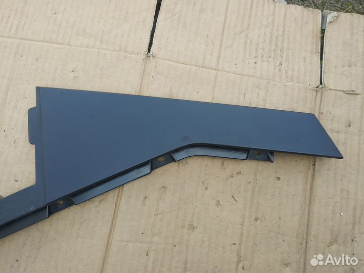 Накладка рамки задней правой двери Haval Jolion