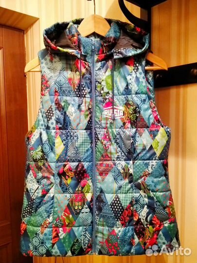 Женский спортивный костюм