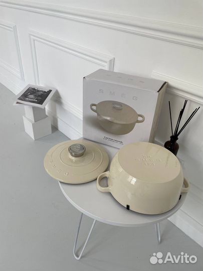 Кастрюля чугунная