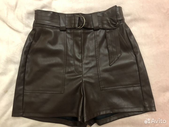 Кожаные шорты