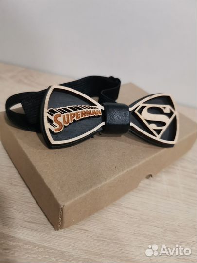 Галстук бабочка дерево