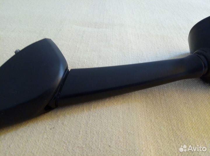 Зеркало правое Yamaha Diversion, 28 мм / 6 мм