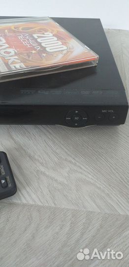 DVD-плеер LG с караоке и 2мя каталогами песен
