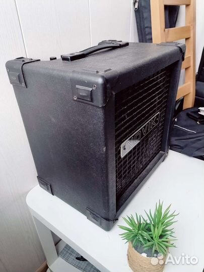 Ламповый комбоусилитель Novik by Gibson 50вт