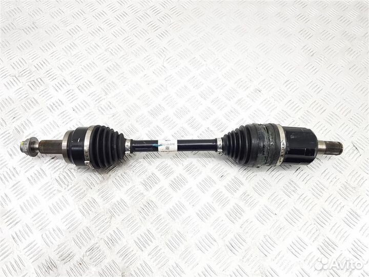 49500N7090. Полуось передняя левая (приводной вал