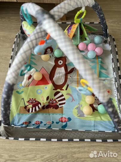 Развивающий коврик