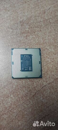 Процессор i 3 8100 3.6 ghz + кулер