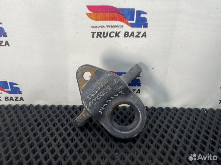 1444508 Кронштейн стойки стабилизатора правый