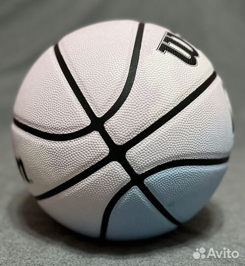 Размер 7. Баскетбольный мяч Wilson DRV endure