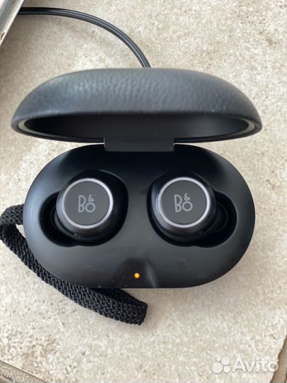 Беспроводные наушники Bang & Olufsen Beoplay E8