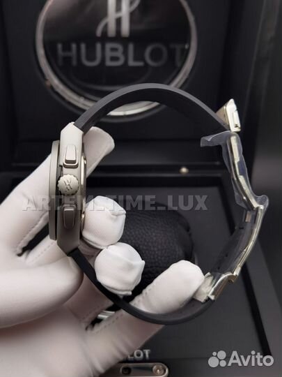 Мужские часы Hublot кварцевый