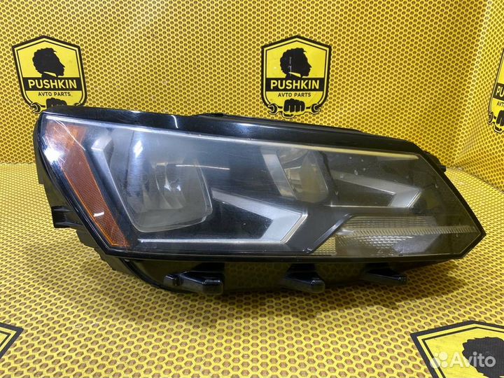 Фара правая Volkswagen Passat