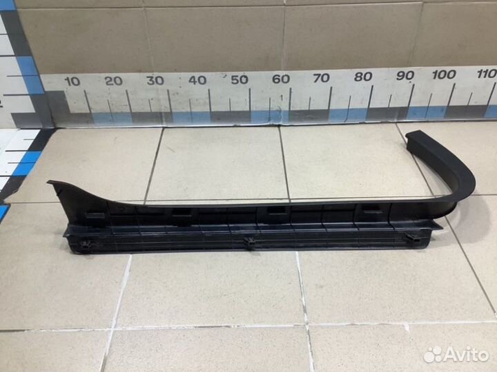 Накладка порога (внутренняя) передняя левая Nissan