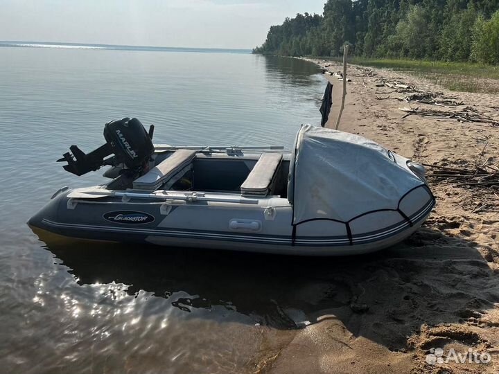 Лодка пвх.надувная в комплекте с мотором