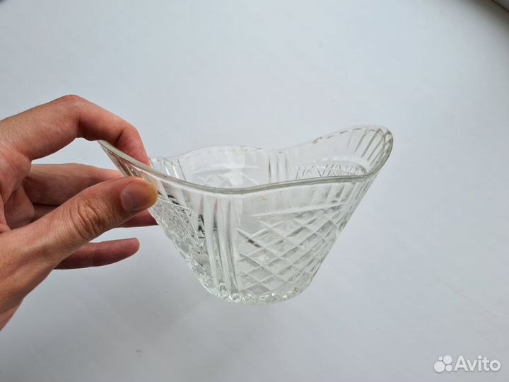 Советская стеклянная конфетница ладья