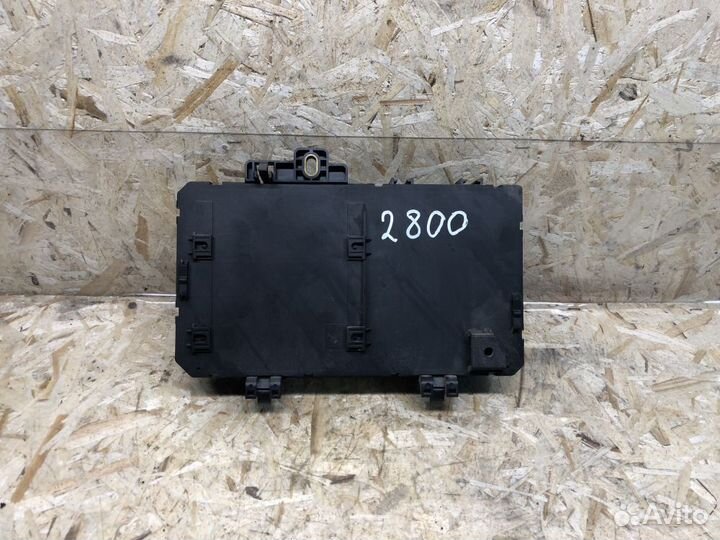 Блок предохранителей салонный Opel Astra