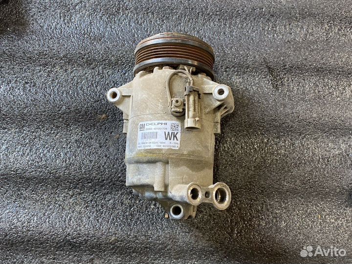 Компрессор кондиционера Opel Meriva