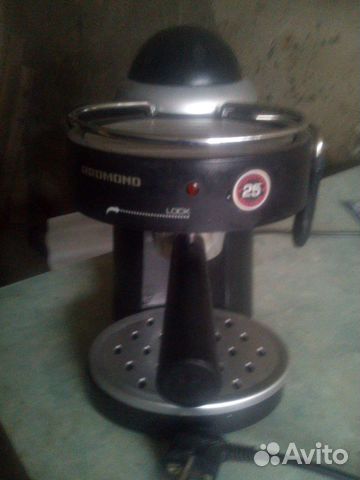 Кофеварка рожковая Редмонд