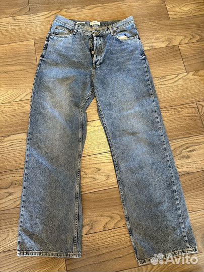 Джинсы mango
