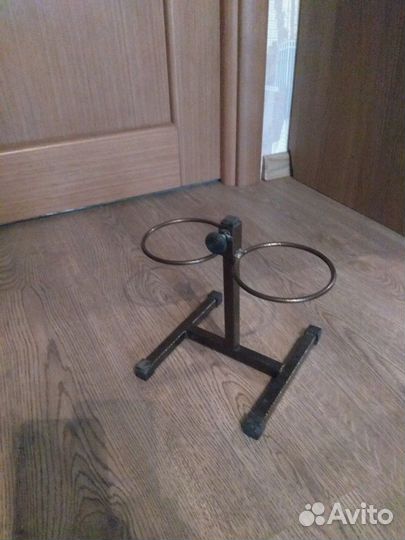 Подставка для корма