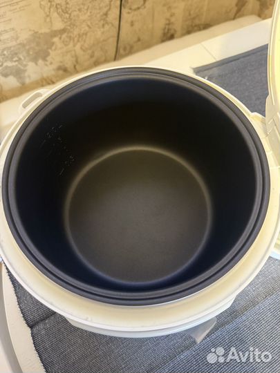 Мультиварка redmond