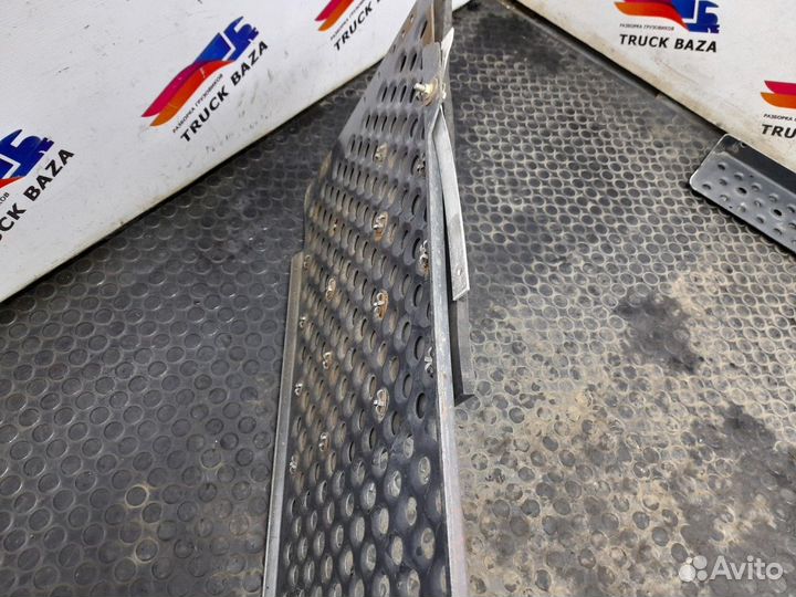 Трап центральный