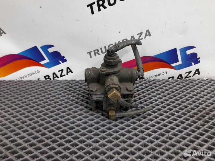 Клапан ускорительный