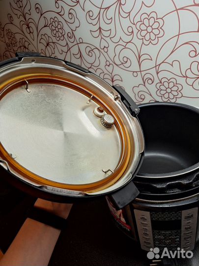 Скороварка мультиварка Redmond