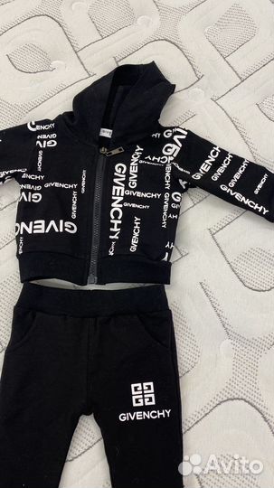 Костюм на мальчика новый