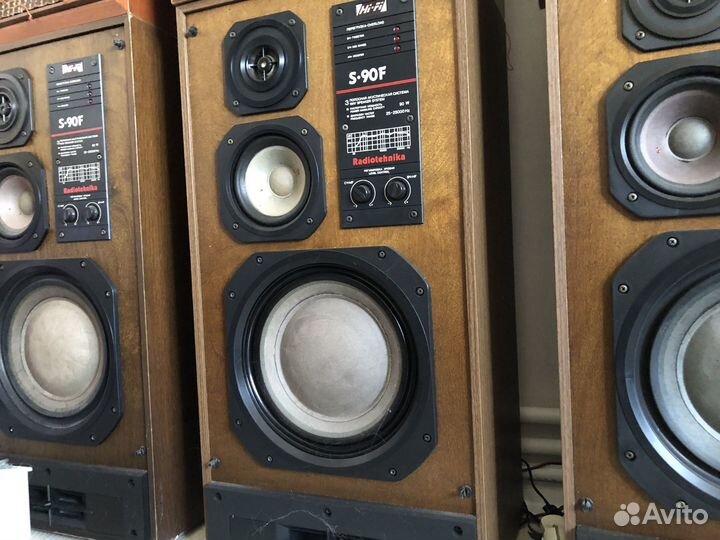 Акустика колонки Radiotechnika c 90