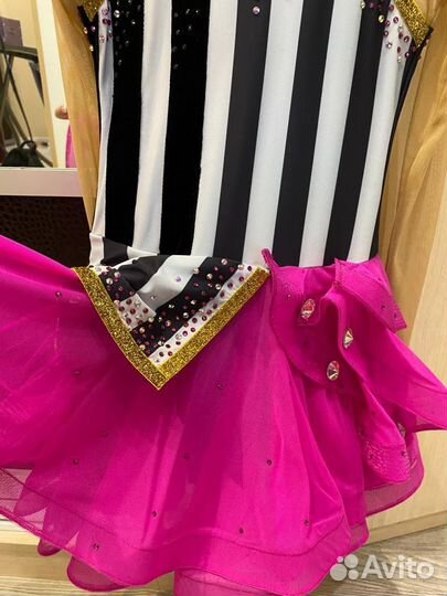 Костюм для фигурного катания