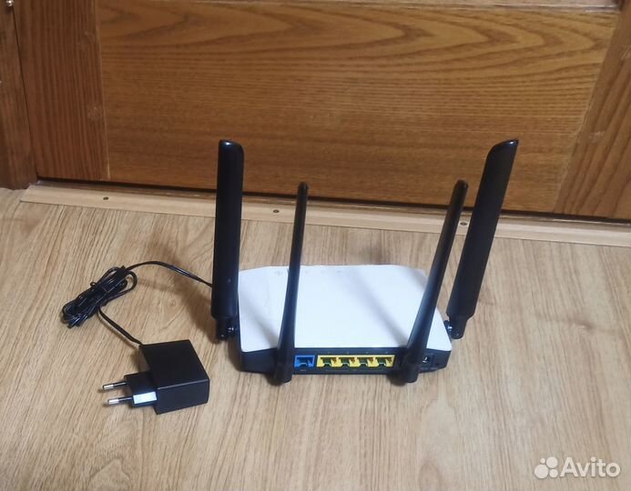 Wifi роутер Zyxel NBG6604