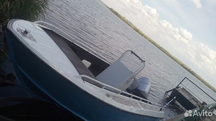 Катер Москва 2