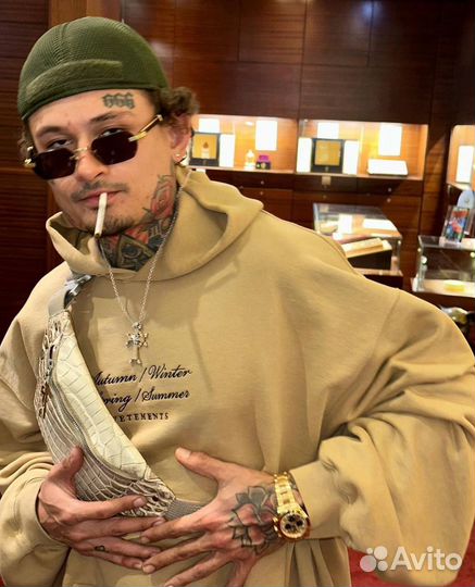 Худи Vetements (как в Моргентшерна)