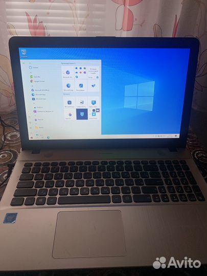 Ноутбук asus