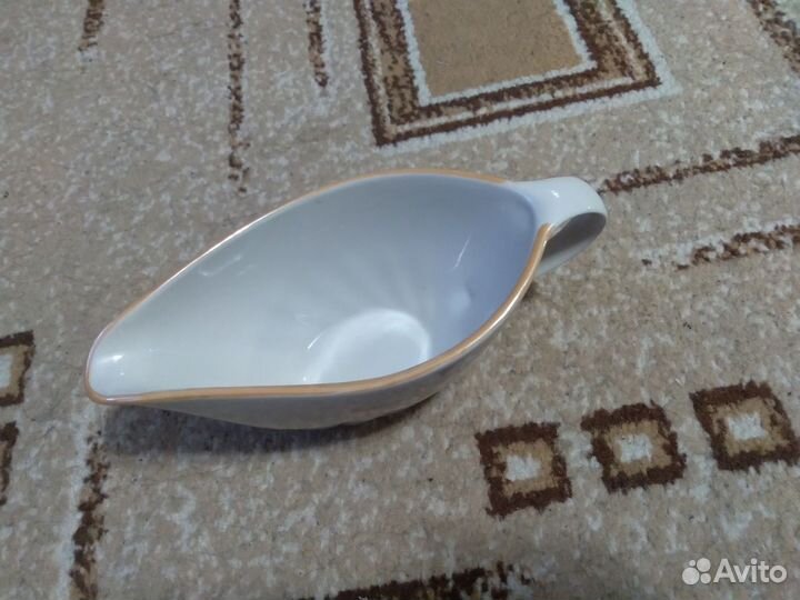 Селедочница.Менажница.Салатники.Соусник