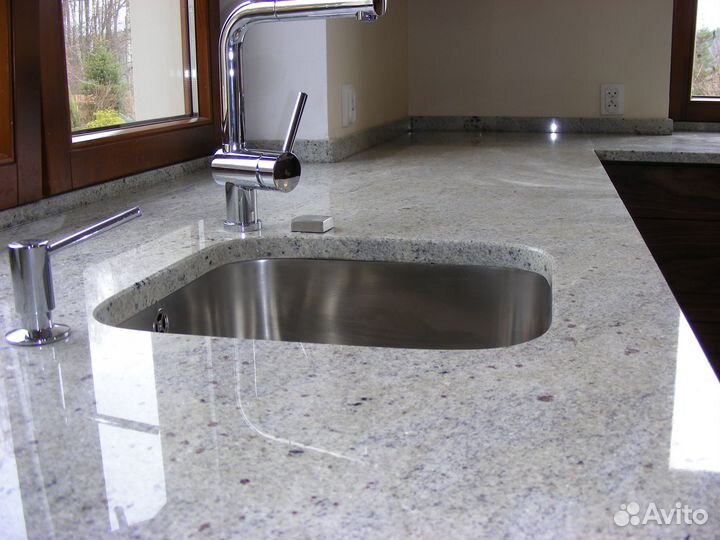 Столешницы из литого искусственного камня