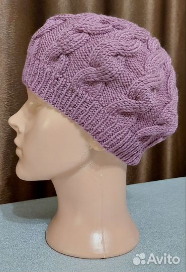 Берет новый женский вязаный