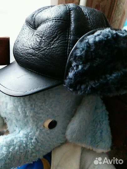 Кепка зимняя кожа,новая
