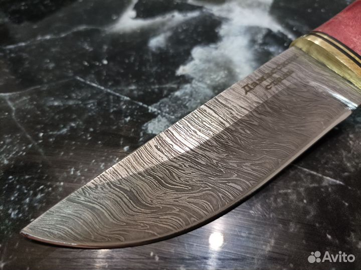 Нож охотничий ручной работы из дамасской стали