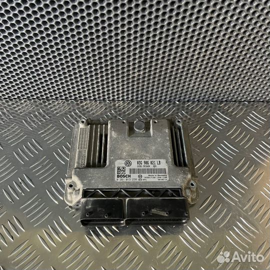 Блок управления двигателем Skoda Octavia